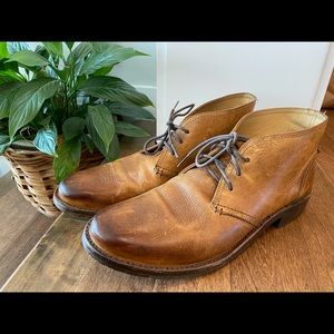 FRYE chukka boot tan leather mens